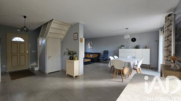 Maison à vendre 6 pièces 150 m² Morainvilliers