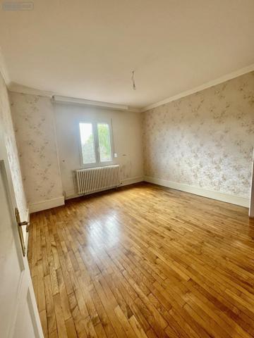Maison à vendre à Saint-Germain-du-Bois en Saône-et-Loire (71330), ref :