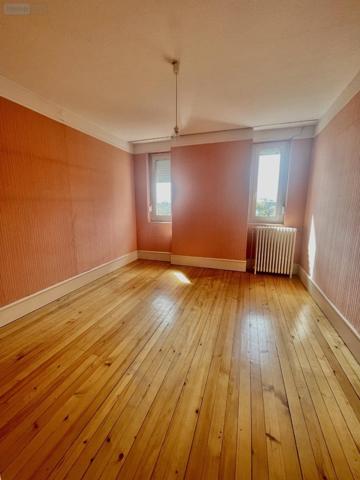 Maison à vendre à Saint-Germain-du-Bois en Saône-et-Loire (71330), ref :