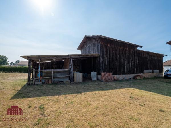 Ancien séchoir sur terrain constructible