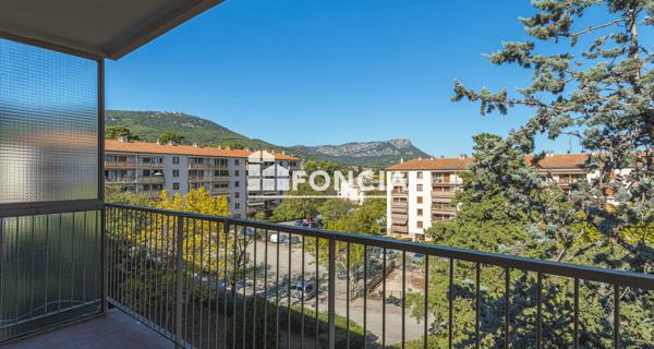 À vendre Appartement 3 pièces 57.25 m² - Toulon 83000