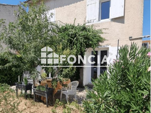 Location Maison 4 pièces 84 m² - 10 CHEMIN DU VILLAGE Raphele 13200