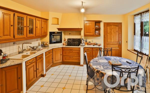 Maison à vendre    6 pièces •  Chaumont-en-Vexin