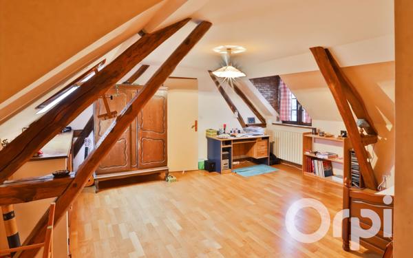 Maison à vendre    6 pièces •  Chaumont-en-Vexin