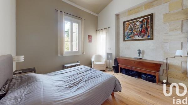 Maison 8 pièces de 232 m² à Pessac (33600)