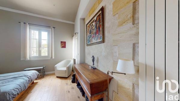 Maison 8 pièces de 232 m² à Pessac (33600)