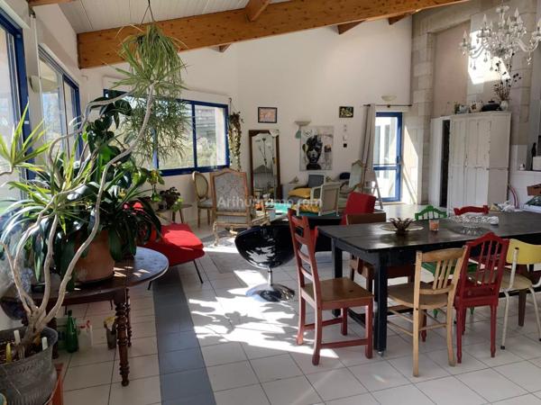 Vente Maison de village 18 pièces 384 m2 à Noyers