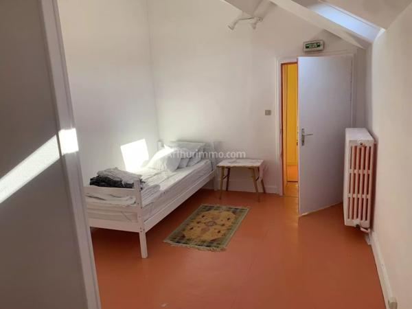 Vente Maison de village 18 pièces 384 m2 à Noyers