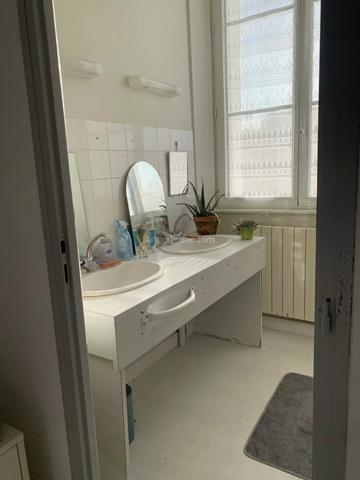 Vente Maison de village 18 pièces 384 m2 à Noyers