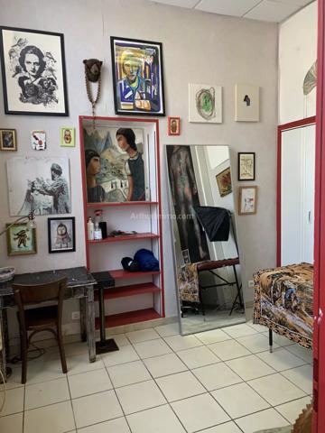 Vente Maison de village 18 pièces 384 m2 à Noyers