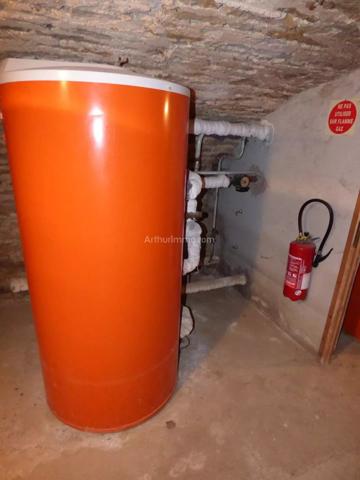 Vente Maison de village 18 pièces 384 m2 à Noyers