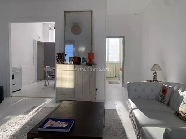 Vente Maison de village 18 pièces 384 m2 à Noyers