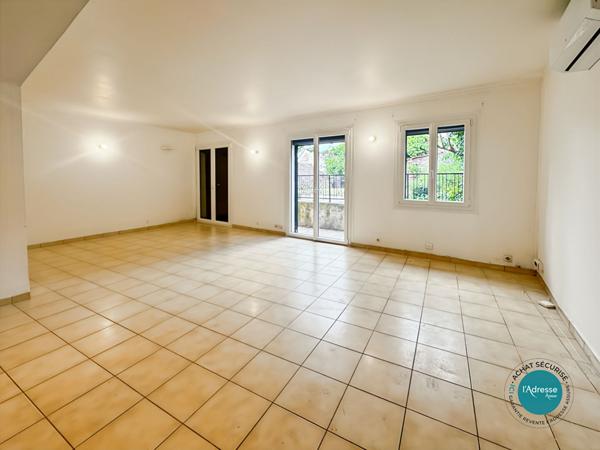 Maison à Mennecy 7 pièce(s) 139.32 m2