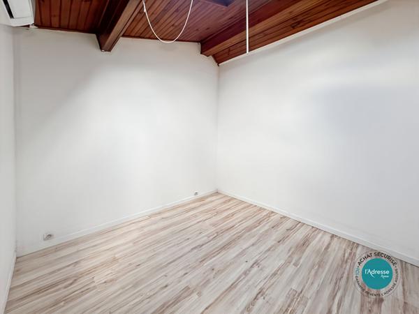 Maison à Mennecy 7 pièce(s) 139.32 m2