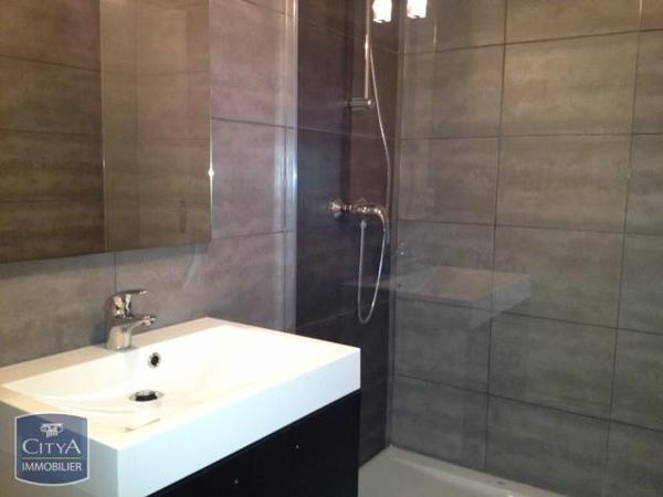 Appartement à louer 2 pièces 47.9m²