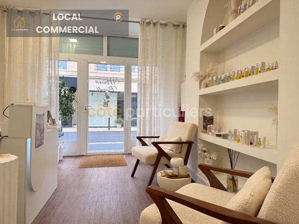 Vente
                ImmeubleLUCON (85400)