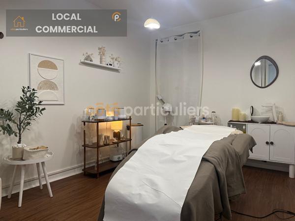 Vente
                ImmeubleLUCON (85400)