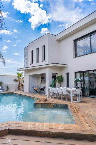 Villa contemporaine en bord de mer