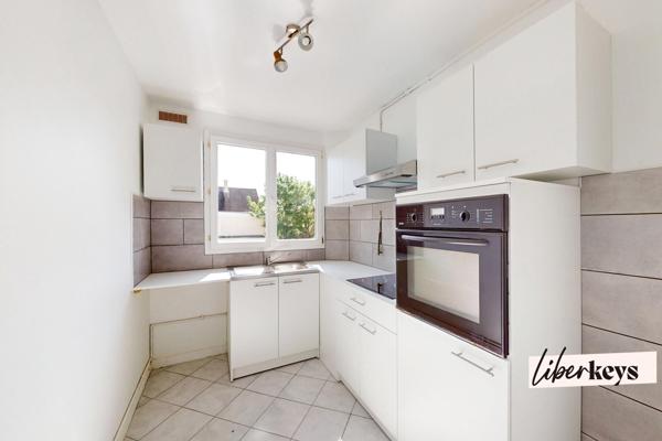 Appartement rénové 3 pièces - traversant - 52 m² avec balcon et cave - Trappes