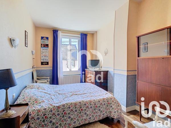 Maison 5 pièces de 136 m² à Fère-Champenoise (51230)