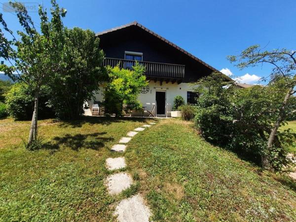 Maison à vendre à Thoiry dans l'Ain (01710), ref : 01047-695