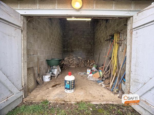 Maison de village à rénover - garage et jardinet