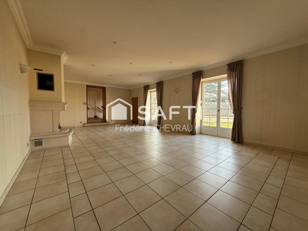 Belle maison en pierre, Bourgogne du sud