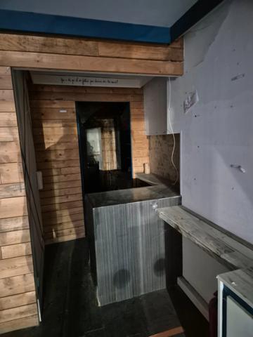 Immeuble d'habitation avec boutique à vendre NIORT (79)