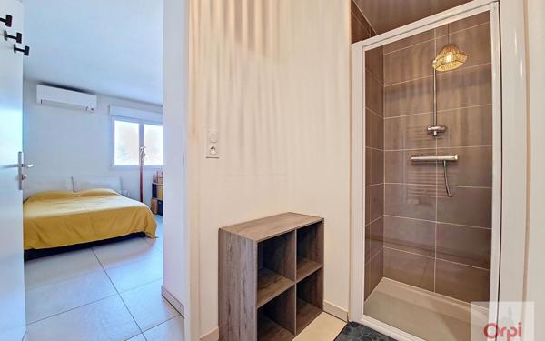 Appartement à vendre    1 pièce •  Ajaccio