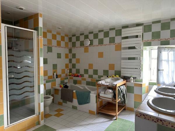 Maison ancienne rénovée Breuil Magne 4 chambres 150 m2