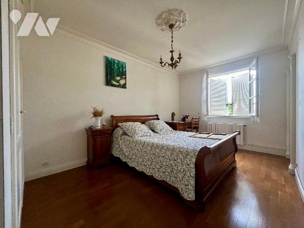 SAINT-PIERRE-DES-CORPS
Idéalement située dans un environnement calme