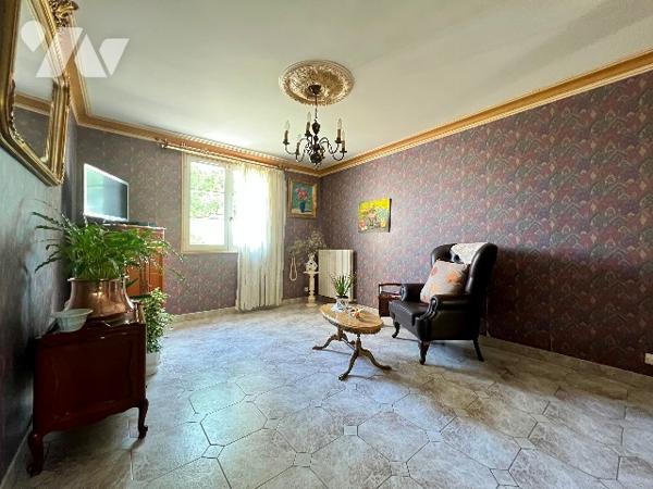 SAINT-PIERRE-DES-CORPS
Idéalement située dans un environnement calme