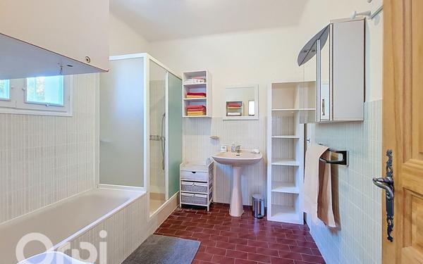 Maison à vendre    4 pièces •  Le Beausset