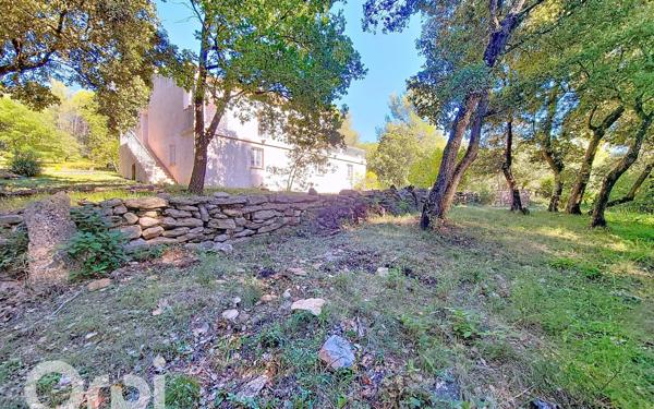 Maison à vendre    4 pièces •  Le Beausset