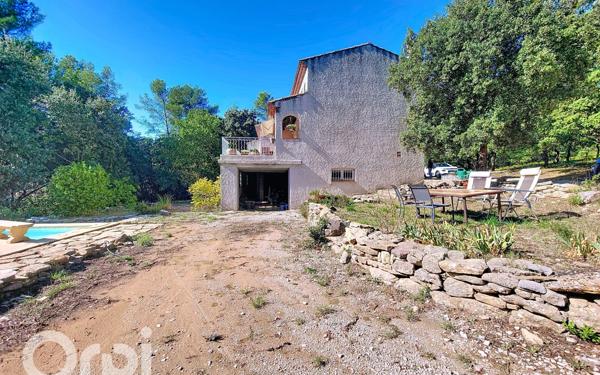 Maison à vendre    4 pièces •  Le Beausset