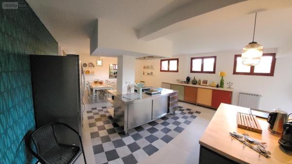 Fonds et/ou murs commerciaux à vendre à Saint-Benoît-la-Forêt dans l'Indre-et-Loire (37500), ref : 37049-59