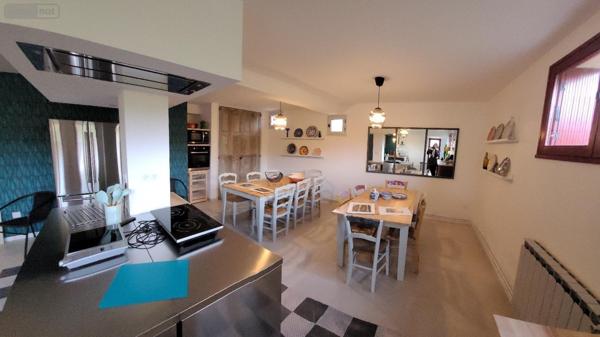 Fonds et/ou murs commerciaux à vendre à Saint-Benoît-la-Forêt dans l'Indre-et-Loire (37500), ref : 37049-59