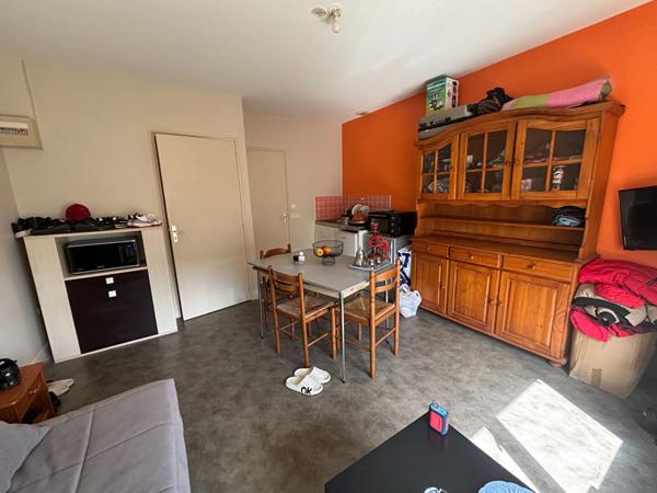 A VENDRE - Immeuble à vendre à Merdrignac