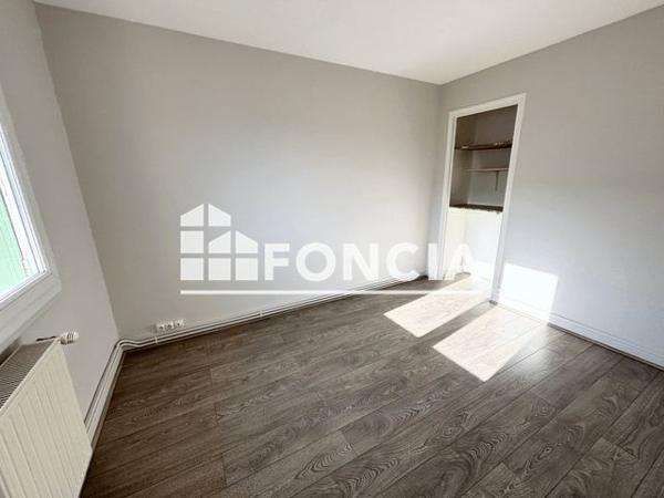 Location Appartement 3 pièces 57.15 m² - 315 AVENUE SADI CARNOT Guilherand-granges 07500