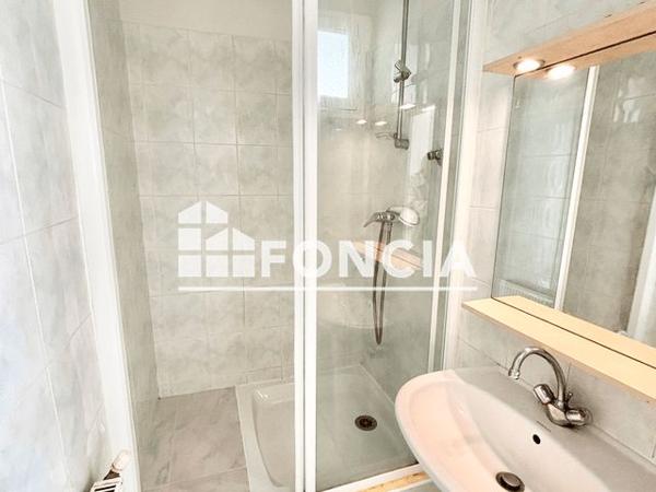 Location Appartement 3 pièces 57.15 m² - 315 AVENUE SADI CARNOT Guilherand-granges 07500