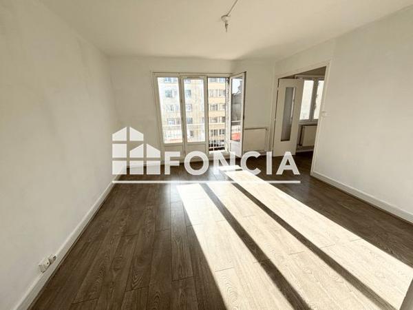 Location Appartement 3 pièces 57.15 m² - 315 AVENUE SADI CARNOT Guilherand-granges 07500