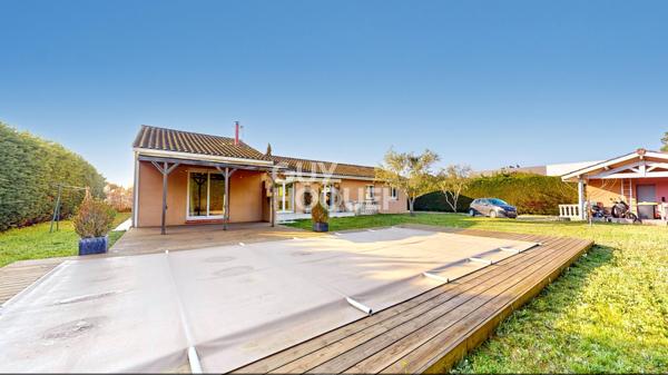 Cugnaux Maison de plain-pied T6 avec pisicine sur une parcelle d'environ 1 200 m2