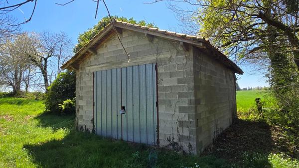 TERRAIN DE LOISIR - CALME ET DETENTE - PROCHE MONTS DE BLOND