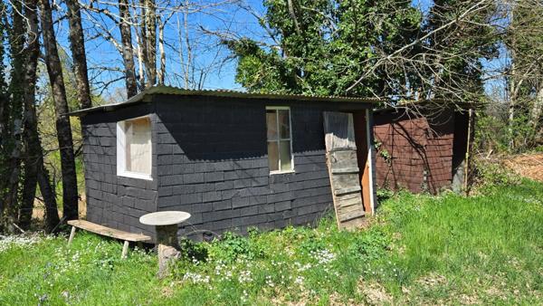 TERRAIN DE LOISIR - CALME ET DETENTE - PROCHE MONTS DE BLOND