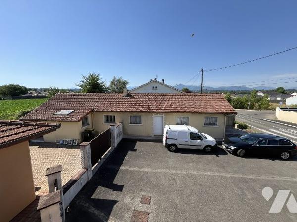 Immeuble à vendre Bernac-Debat