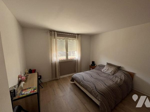 Immeuble à vendre Bernac-Debat