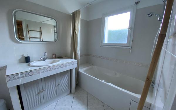 Maison à vendre    7 pièces • 220 m2 Arzon