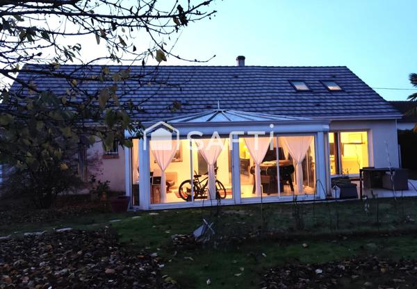 maison 4 chambres plain-pied sans vis à vis sur terrain clos.