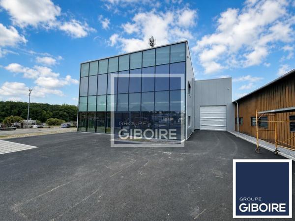 Local d'activites 800 m² à louer AIGREFEUILLE SUR MAINE (réf : 44.019086)
