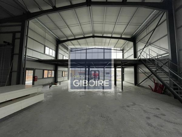 Local d'activites 800 m² à louer AIGREFEUILLE SUR MAINE (réf : 44.019086)